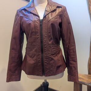 Women's zip-up Classic Leather Jacket in Burgundy
